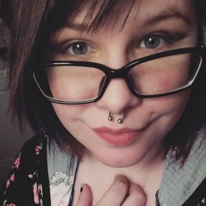 Meet your Posher, Natasha